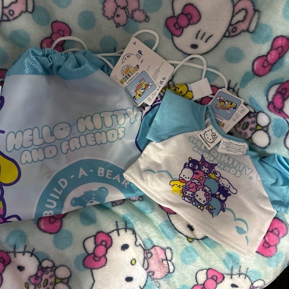 Build a bear princess Elsa and hello kitty - Picture 4 of 6